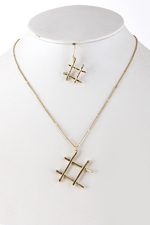 Enlarged Number Sign Pendant Necklace 5DBH5